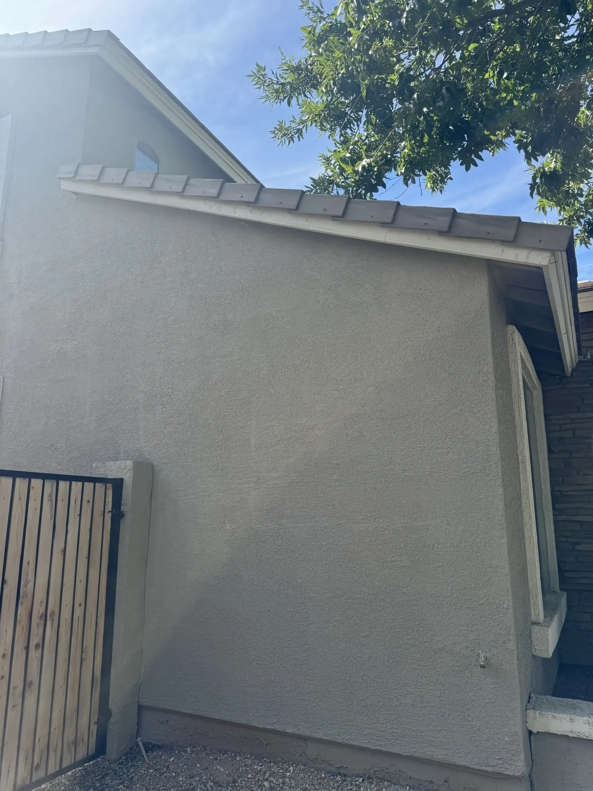 Plum Lights Arizona professional installation equipment and tools