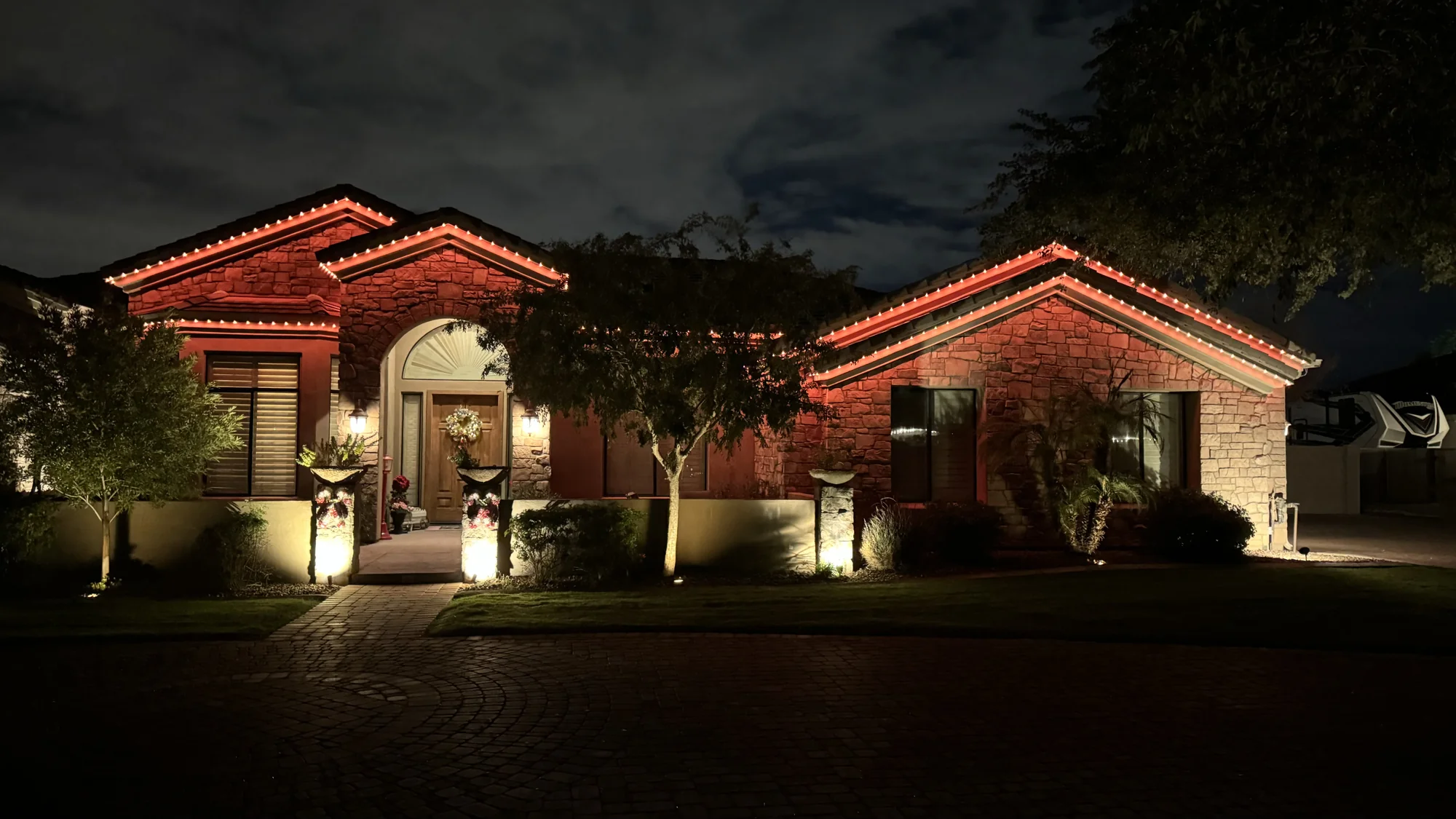 Fast and reliable lighting installation